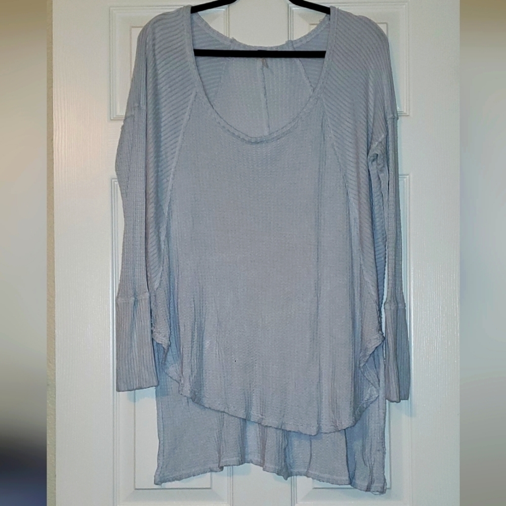 FREE People  Oversized Light Blue Thermal Knit Waffle High Low Henley Size Large